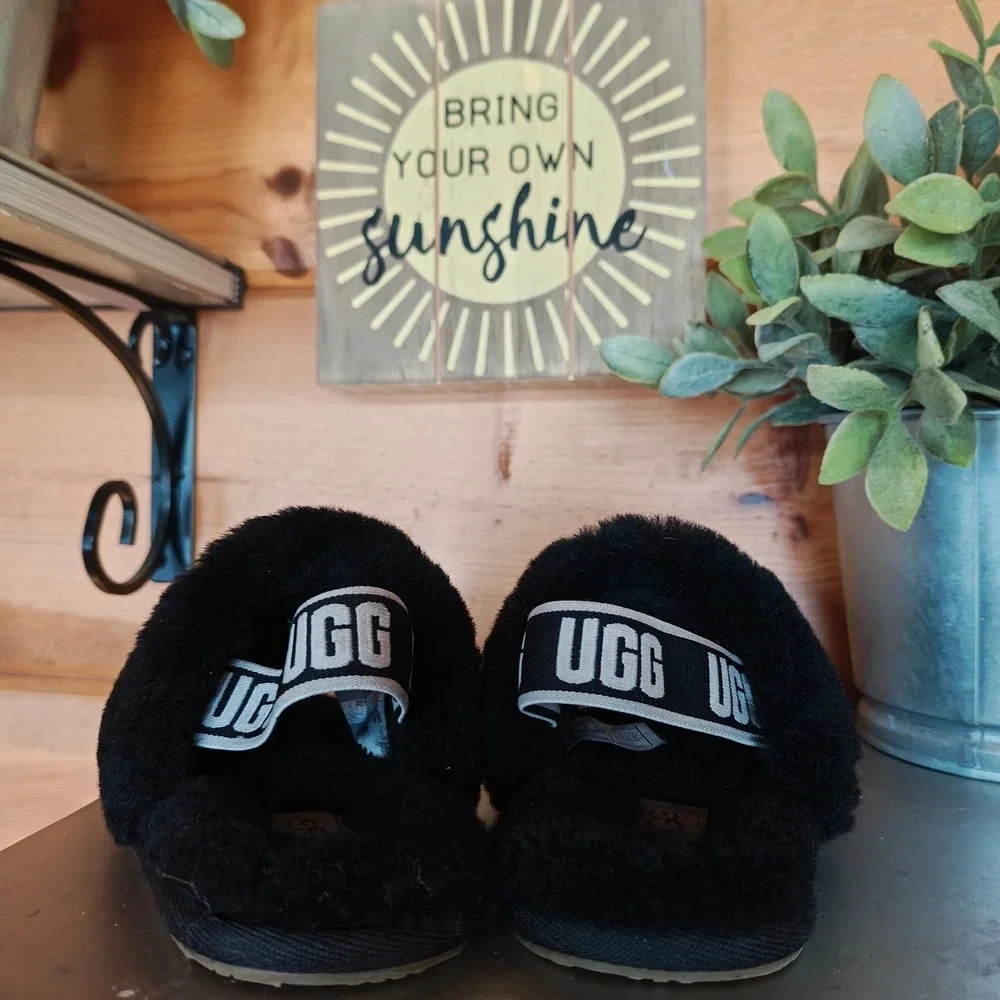 Ugg‎ Fluff Yeah Slide Black Sheepskin Fur Slipper Sandal 1098579T Toddler Shoe 6